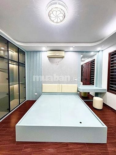 Trần Đại Nghĩa 40m2 x 5 tầng, lô góc, ô tô, full nội thất, kinh doanh