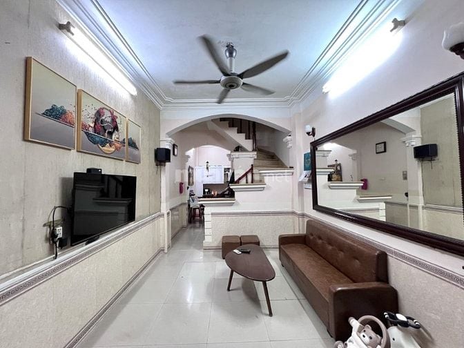 Bán nhà chính chủ  Võ Chí Công 27m2 CỰC ĐẸP