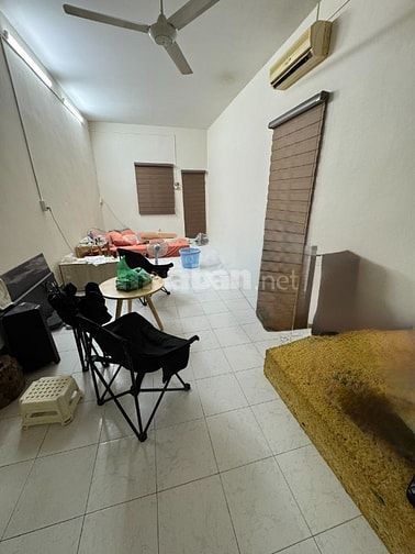Bán căn hộ tập thể Tầng 2 căn góc DT 50m nhà đẹp ngõ ô tô phố Cầu Giấy