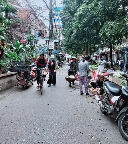 Chủ Nhà Cần Bán Gấp Căn hộ TẬP THỂ TẦNG 2 VĨNH HỒ - TRUNG TÂM ĐỐNG ĐA