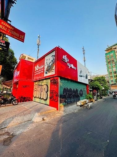 Cho thuê căn góc 2MT 236 Điện Biên Phủ KDTD