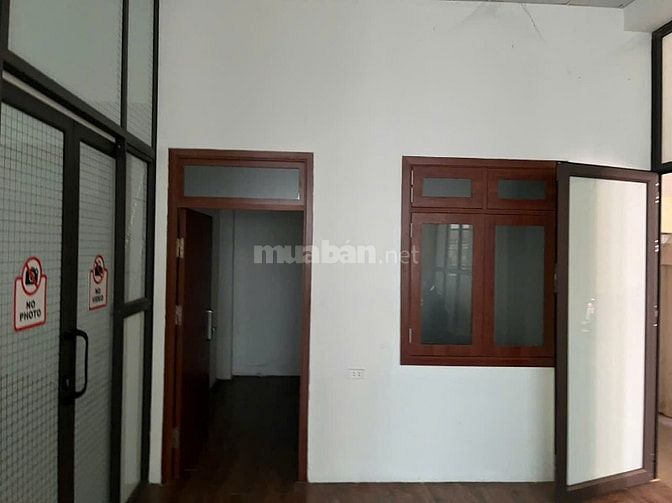 Cho thuê khai thác kinh doanh mặt phố 160 Phố Thái Thịnh, Đống Đa, HN