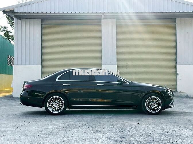 Mercedes E200 Exclusive FL 2022 xe đẹp long lanh