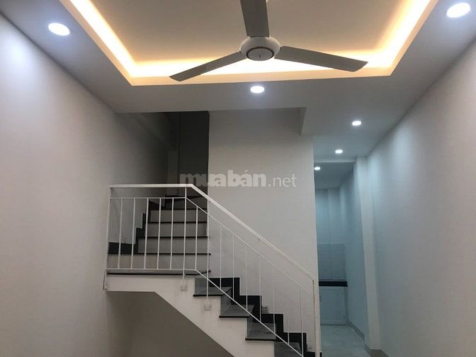 Nhà 2 phòng 2wc Mới xây gần Lotte Q7, 8tr, GIAO NHÀ NGAY