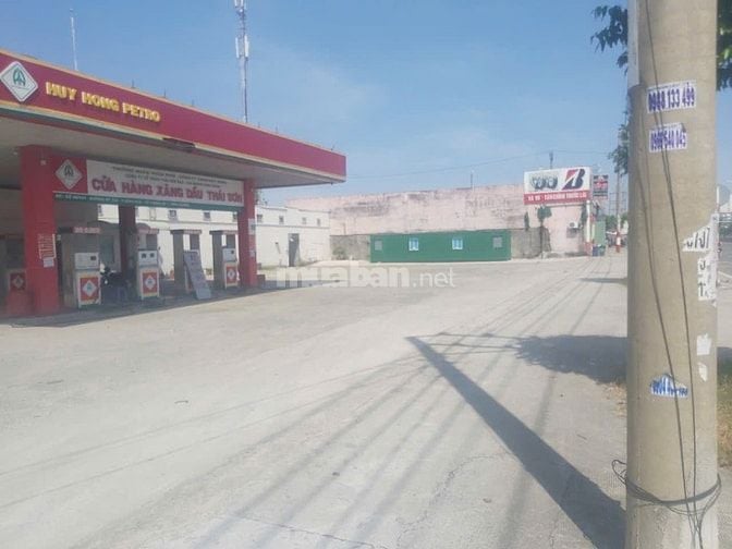 Cho Thuê kho ngay mặt tiền đường DT743