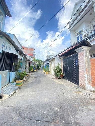Mở bán 5 nhà nát phân lô 25/24 hẻm Bùi Quang Là, P12, Q.Gò Vấp.