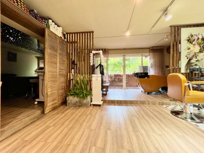 TUYỂN 2 THỢ NỮ NAIL và GỘI ĐẦU DƯỠNG SINH LÀM VIỆC TẠI PHÚ MỸ HƯNG Q7