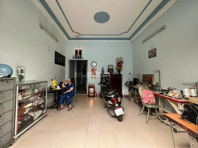 BÁN LÔ ĐẤT TẶNG CĂN NHÀ ở Thị Xã Trảng Bàng GIÁ 680 TRIỆU