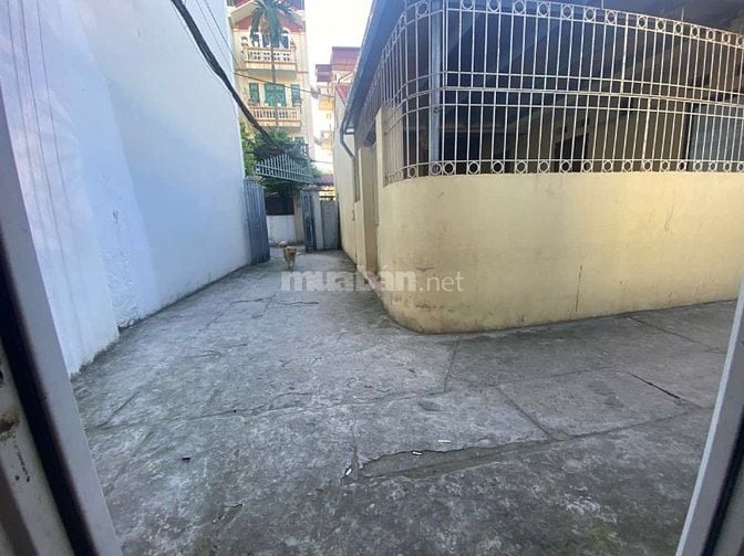 Chính Chủ Cho Thuê Nhà đất 37m2 Xuân La Tây Hồ ô tô đỗ cửa