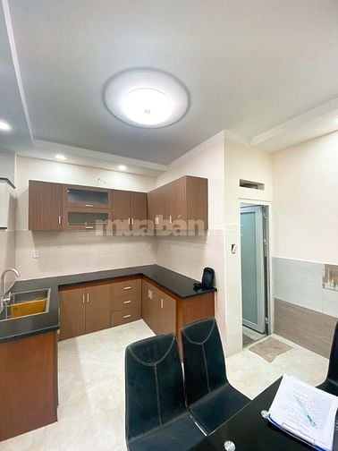 Bán Gấp Nhà 5 Lầu BTCT Hẻm Âu Dương Lân Q8 – Sát Mặt Tiền, Giá 6,9 Tỷ