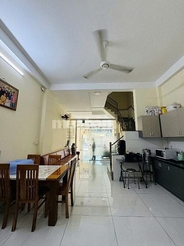Nhà Mặt tiền đường DT:5x17m, kinh doanh Huỳnh Văn Nghệ, P12, Q.Gò Vấp.