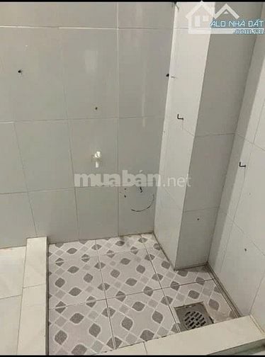 Kẹt tiền bán gấp nhà Đ.Nguyễn Thị Hé, Củ Chi dt 120m2 SHR. Giá 785tr