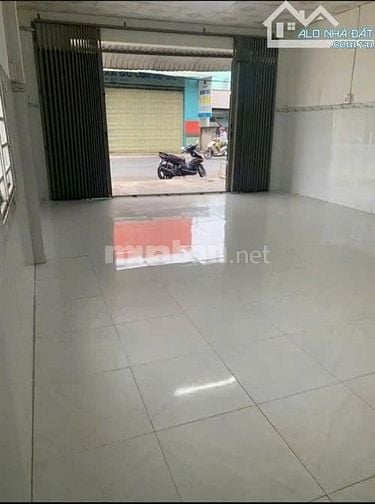 Kẹt tiền bán gấp nhà Đ.Nguyễn Thị Hé, Củ Chi dt 120m2 SHR. Giá 785tr