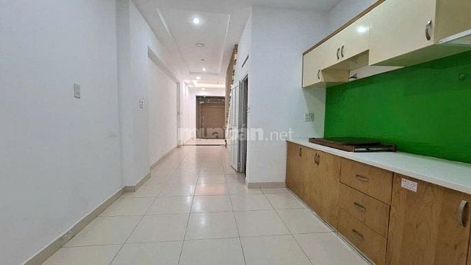 Nhà 2 tầng giá 5.95 tỷ - hẻm 125 Bùi Đình Túy Phường 24 - Bình Thạnh