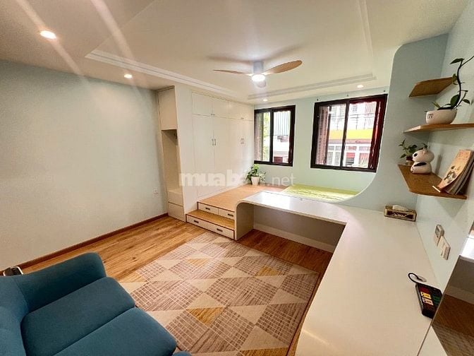 Cho thuê căn Studio, đường phân lô ô tô tránh phố Vạn Bảo