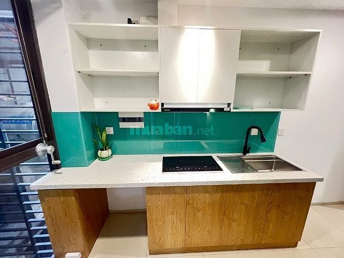 Cho thuê căn Studio, đường phân lô ô tô tránh phố Vạn Bảo
