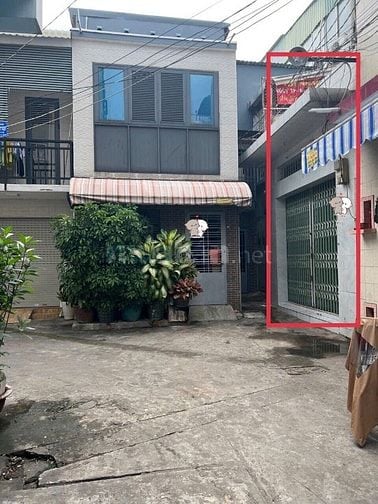 Cần bán gấp nhà hẻm xe hơi 8m Lạc Long Quân. P10, Quận 11.