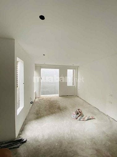 BÁN NHÀ PHỐ NGỌC LÂM 39.5M² - LÔ GÓC 4.8M - 10M RA MẶT PHỐ - 7.9 TỶ