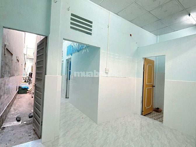 Kẹt tiền bán gấp nhà đường Trần Thị Cát, Hóc Môn 72m2, shr. Giá 810tr