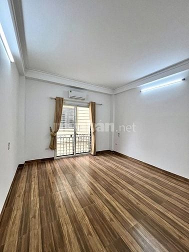 CHÍNH CHỦ BÁN NHÀ THƯỢNG THANH - LÔ GÓC - 3 THOÁNG - 4 PHÒNG NGỦ 