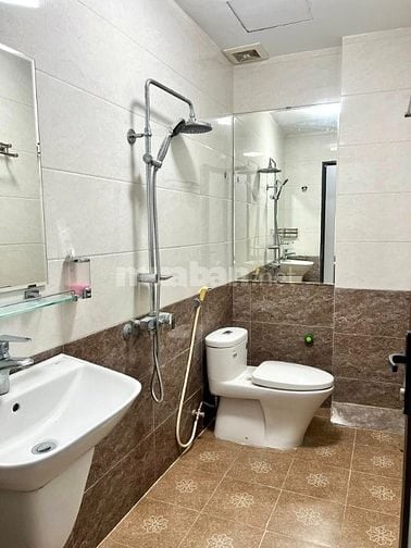 CHÍNH CHỦ BÁN NHÀ THƯỢNG THANH - LÔ GÓC - 3 THOÁNG - 4 PHÒNG NGỦ 