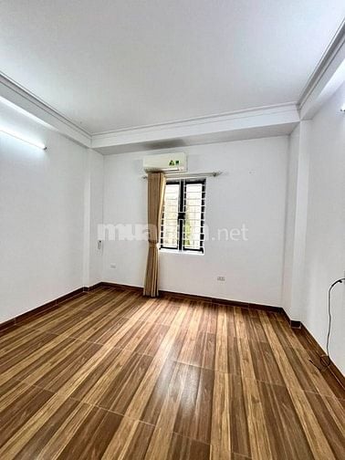 CHÍNH CHỦ BÁN NHÀ THƯỢNG THANH - LÔ GÓC - 3 THOÁNG - 4 PHÒNG NGỦ 
