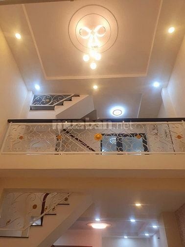 5 tầng đúc BTCT- 184/54 Âu Dương Lân, P3Q8, gần TTTM Parc Mall