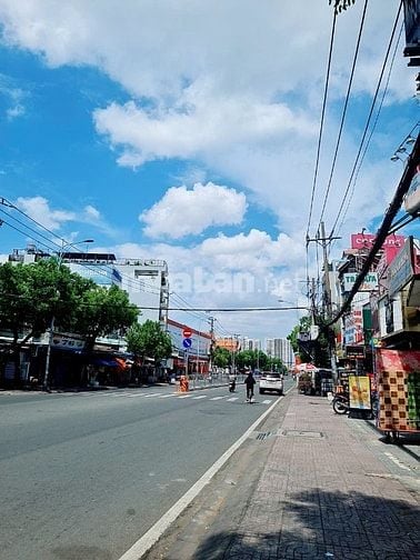 240m² MTKD LÊ VĂN QƯOWIS NGANG 9 KHU NGÃ TƯ BỐN XÃ GIÁP Q.6 100TR/t