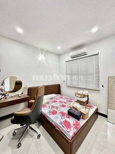 NHÀ ĐẸP, NHỈNH 7TỶ, 63m2, 4Tầng, 3PN, NGUYỄN TRỌNG TUYỂN P.1 TÂN BÌNH.