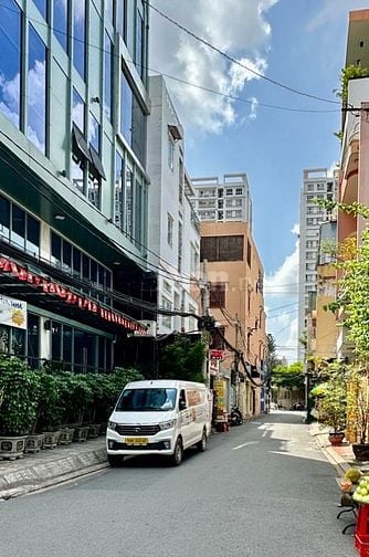 NHÀ ĐẸP, NHỈNH 7TỶ, 63m2, 4Tầng, 3PN, NGUYỄN TRỌNG TUYỂN P.1 TÂN BÌNH.