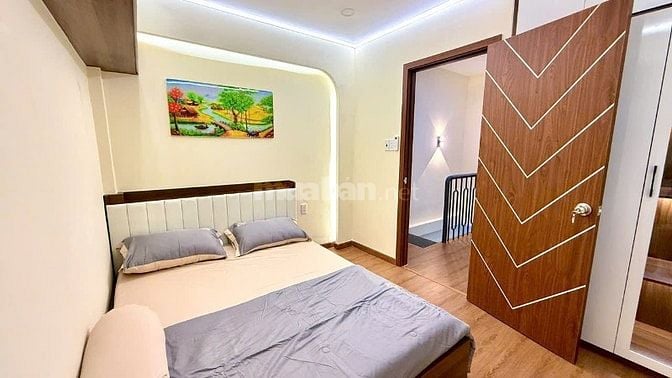 NHÀ 1LẦU MỚI , ĐƯỜNG TRẦN VĂN ĐANG , P11 , QUẬN 3