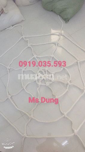 lưới trang trí quán shop văn phòng lưới trang trí giả lá cây lưới dù