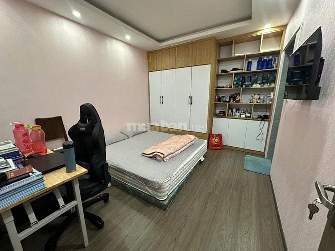 Bán nhà Bạch Mai – Cách phố chỉ 60m, ba gác đỗ cửa – 30m2, 6 tỷ.