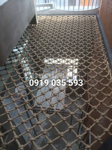 lưới trang trí quán shop văn phòng lưới trang trí giả lá cây lưới dù