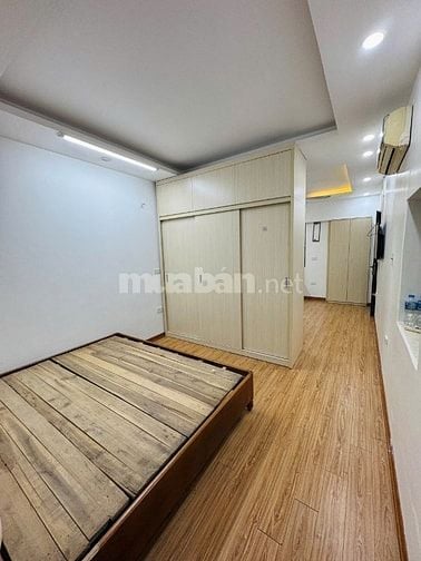 Chính chủ bán căn Tập thể Láng Hạ (tầng 3) giá 3,25 Tỷ, 50m2. Ở luôn