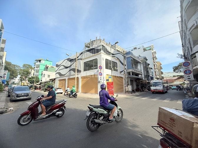 Góc 2 mặt tiền Thuận Kiều - Tân Thành, Q5, 18,8m x 8,7m, nhỉnh 30 tỷ