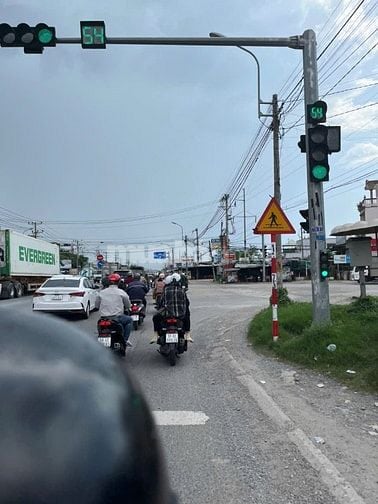 Bán nhanh lô đất mặt tiền lớn KDC King Hill, ngay TTTM, SHR.