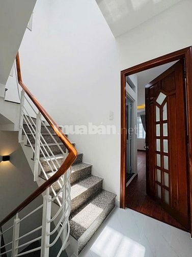 3,5TỶ  NHÀ MỚI ĐẸP 4 TẦNG QUẬN PHÚ NHUẬN   _Thích Quảng Đức Phường 
