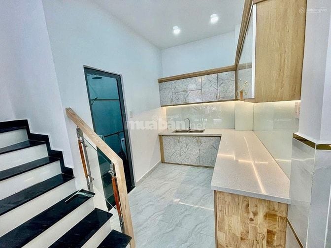 SANG NHANH CĂN NHÀ VÕ VĂN TẦN, QUẬN 3_DT 60M2_GIÁ 3 TỶ 560TR_SỔ RIÊNG