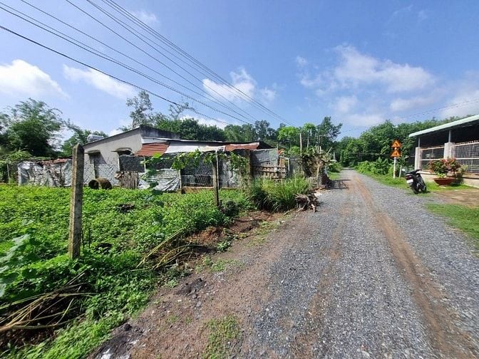 11x47 có 196m2 thổ cư. Gần KCN Hiệp Thạnh. 920tr 