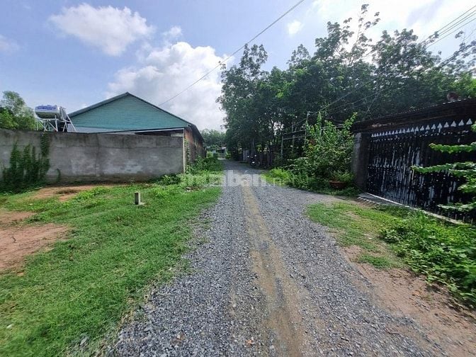 11x47 có 196m2 thổ cư. Gần KCN Hiệp Thạnh. 920tr 