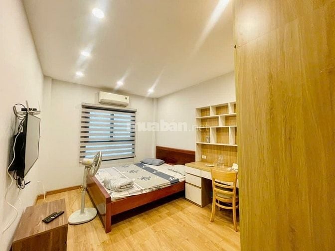 NHÀ DÂN XÂY NGÕ Ô TÔ TRÁNH, KINH DOANH, ĐI BỘ RA CÁT LINH