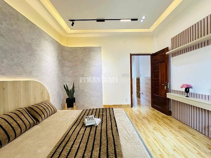 Căn nhà đẹp duy nhất ngay Võ Văn Kiệt, Q6. Giá: 3 Tỷ 160 / 52m2. SHR