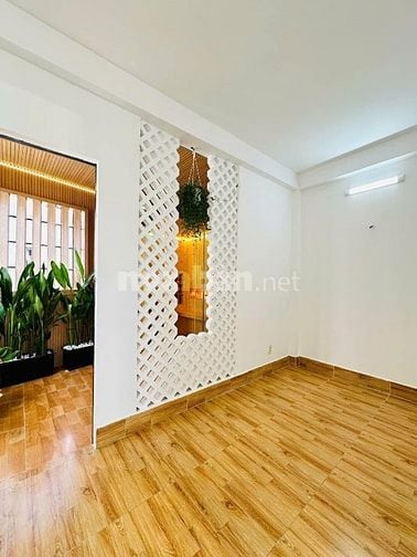 Căn nhà đẹp duy nhất ngay Võ Văn Kiệt, Q6. Giá: 3 Tỷ 160 / 52m2. SHR