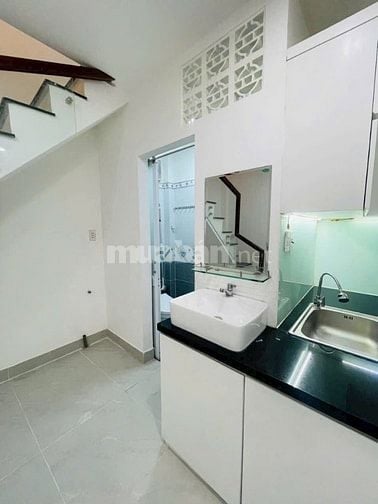 Nhà đẹp 2 tầng hẻm Kiều Đàm – Trần Xuân Soạn – 2PN – chỉ 2.25 tỷ – SHR