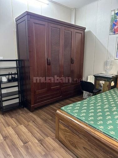 Chính chủ Cho thuê nhà lâu dài, tại Gia Thuỵ, Long Biên, DT 42 m2