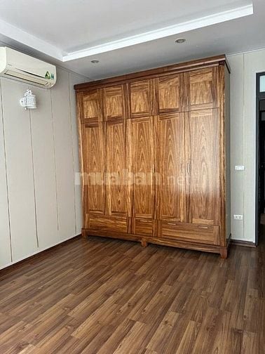 Chính chủ Cho thuê nhà lâu dài, tại Gia Thuỵ, Long Biên, DT 42 m2