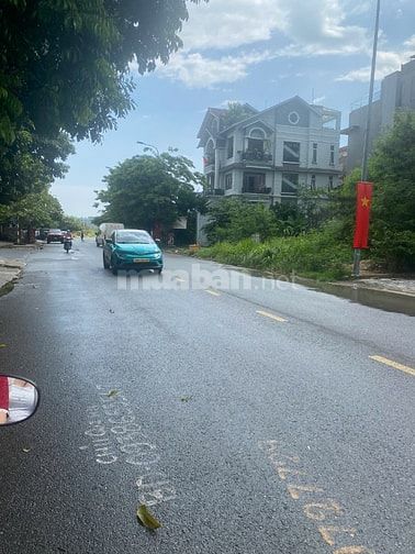 Cần bán Villa đường Đặng Như Mai, p.Thạnh Mỹ Lợi, Tp. Thủ Đức