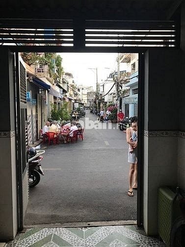 Cho thuê nhà mặt tiền đường Hiệp Nhất, Tân Bình, giá 12 triệu