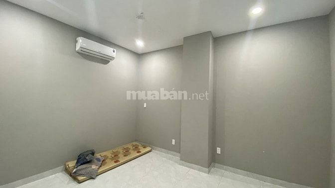 NGUYỄN VĂN LƯỢNG - GÒ VẤP - HẺM XE TẢI TRÁNH - 4 x18 - 5 TẦNG - 9 TỶ 